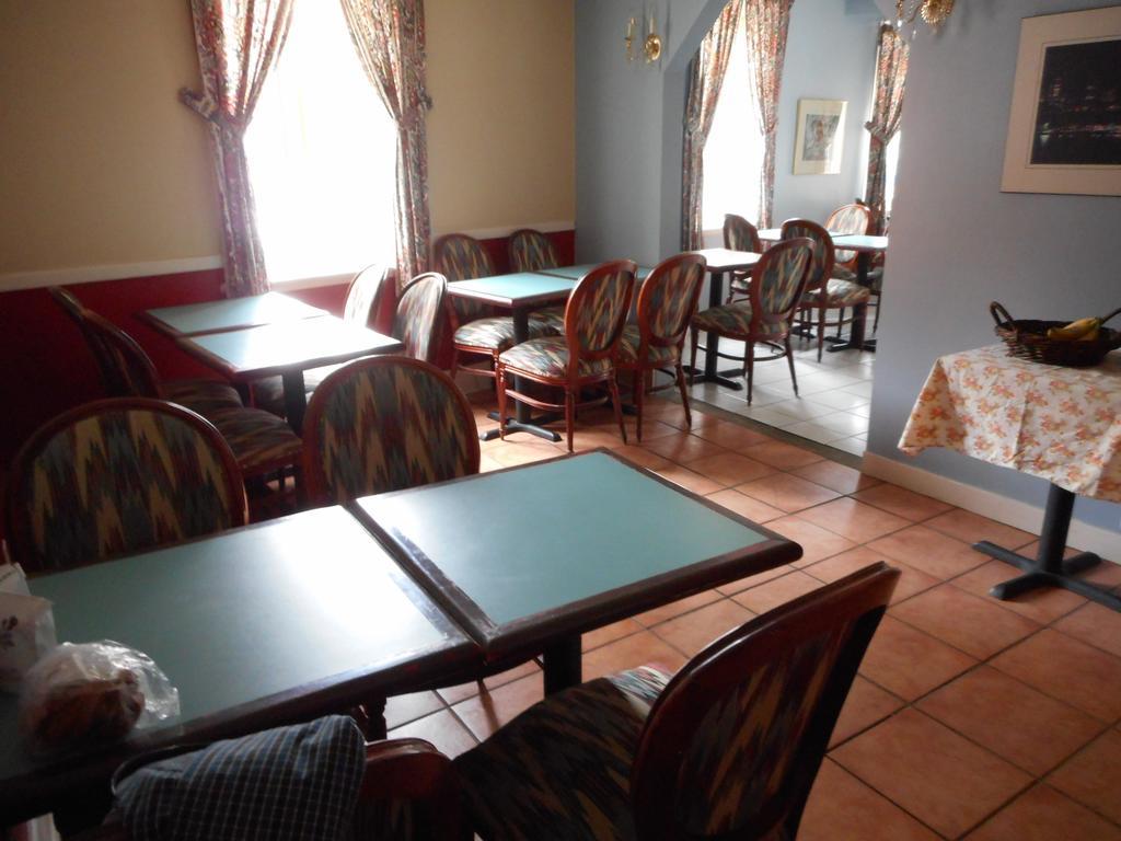 فندق مدينة كويبيكفي  Manoir Charest المظهر الخارجي الصورة